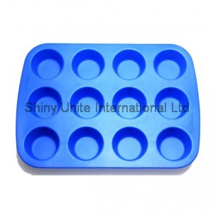 Silicone 12 Cup Mini Muffin Pan/Ice Cube tray